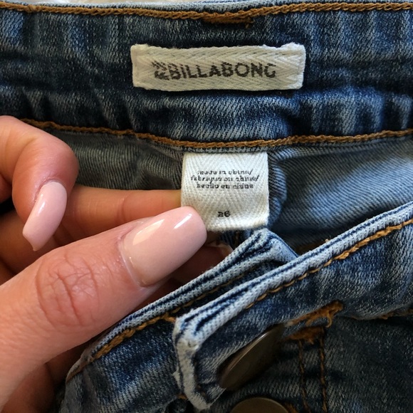 Billabong shorts🌊 - Picture 6 of 8